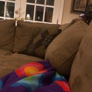 Meet your Posher, Caitlin